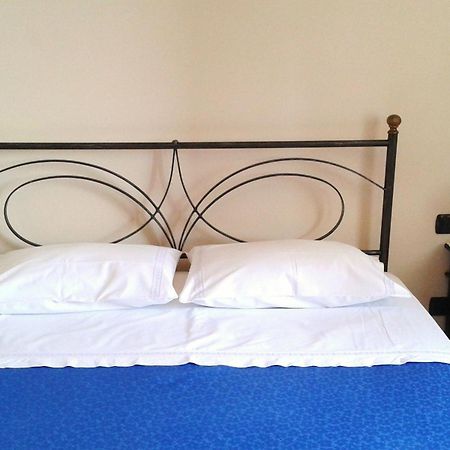 Gasthaus Ca Du Ruja Strevi Zimmer foto