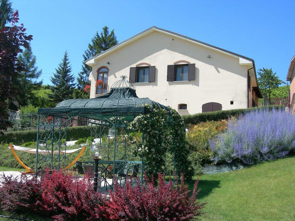 Gasthaus Ca Du Ruja Strevi Exterior foto